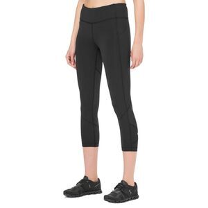 Lululemon Pace Revival Crop Leggings 22" In Black Size 2
